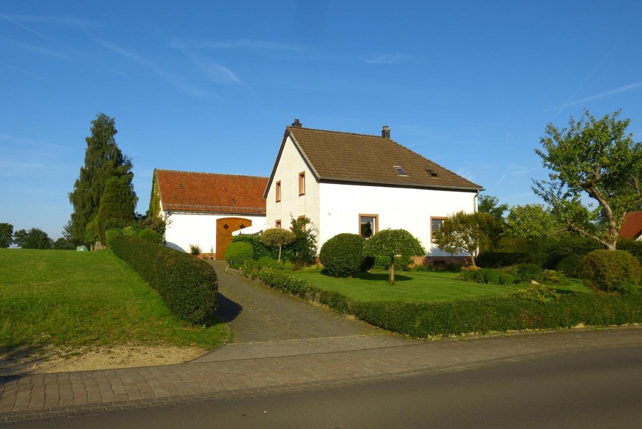 Ferienwohnung Eifelgold Esch Esch  Екстер'єр фото